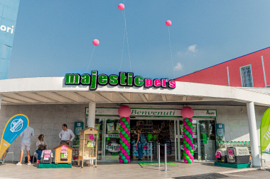 Il nostro negozio Majestic Pet's in località Case Rosse